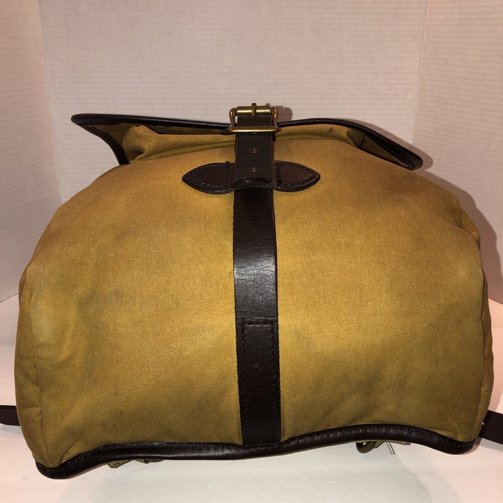 Filson Tan Tin Cloth Rugged Field Backpack Purse Bag - Picture 4 of 14